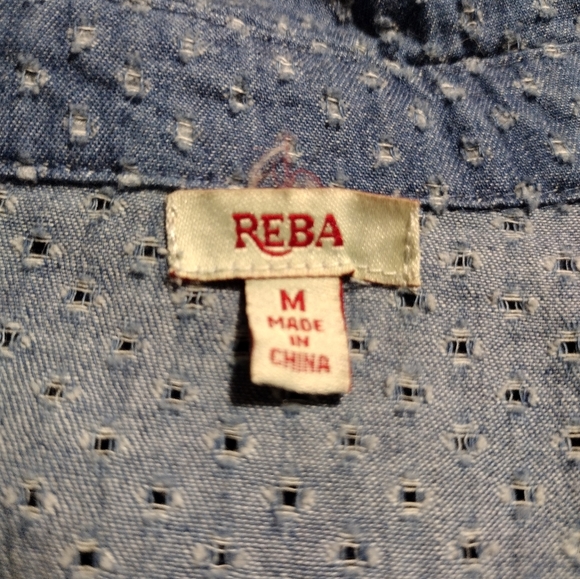 Reba McEntire collectible collection - Picture 6 of 8